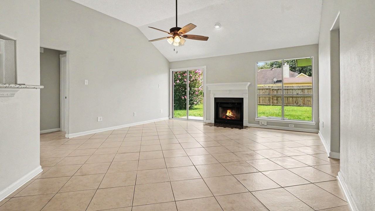 3427 Brookwood Dr - Photo 5 of 18