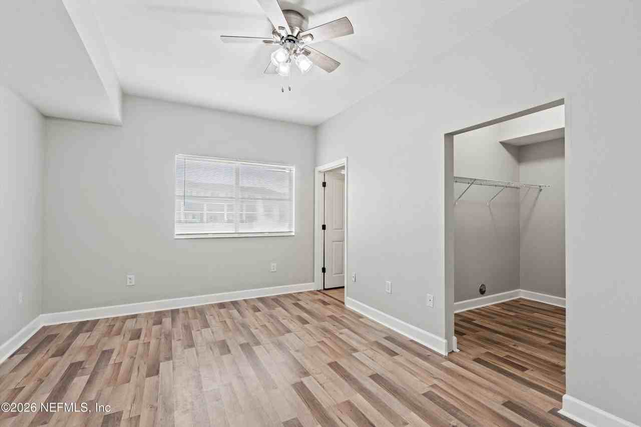 9745 Touchton Rd - Photo 6 of 41