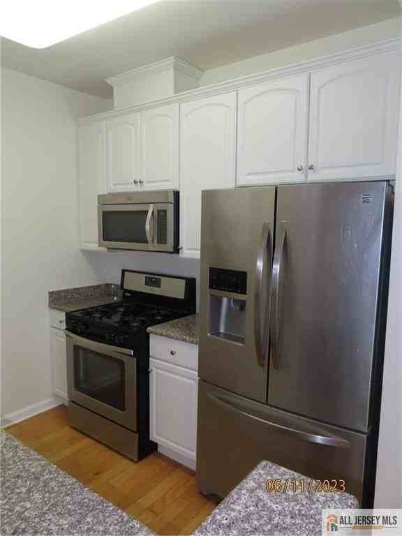 544 E Celebration Way Unit 544 - Photo 6 of 32