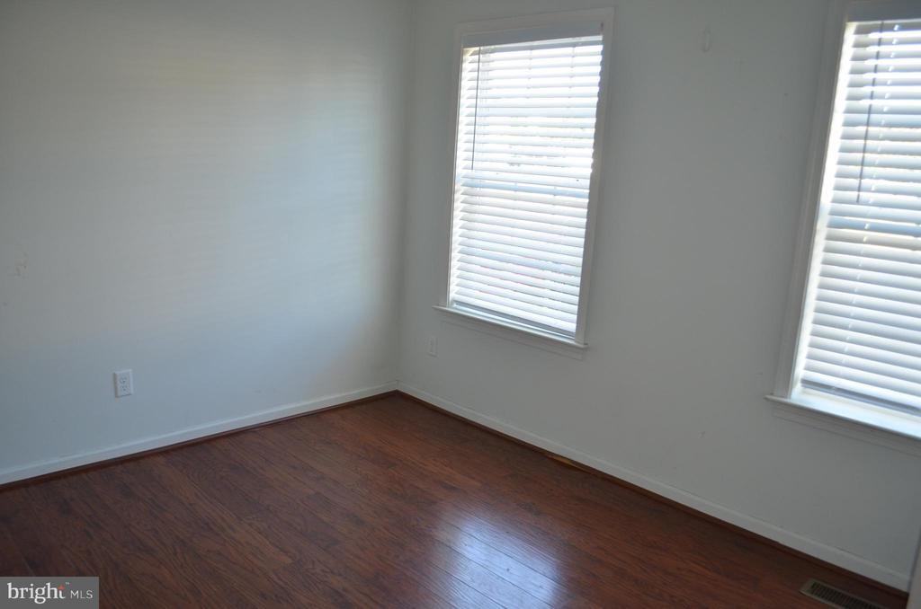 12113 Fallen Timbers Cir - Photo 3 of 29