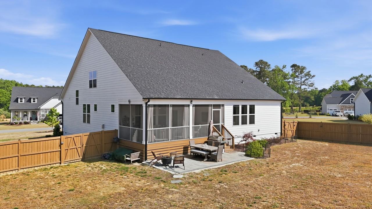 192 Castle Pond Way #1 - Photo 7 of 49