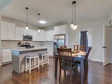 2513 Warners Rdg #1 - Photo 2 of 10