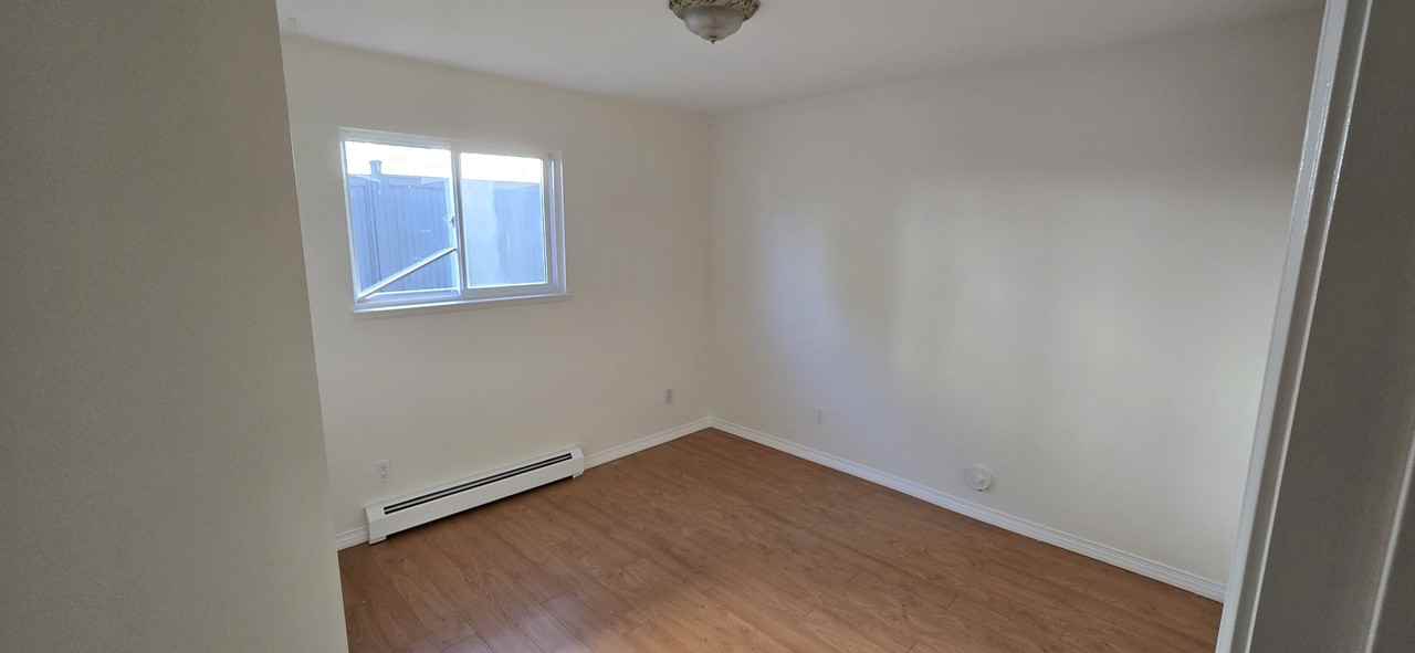120 St & 100 Ave - Photo 5 of 10