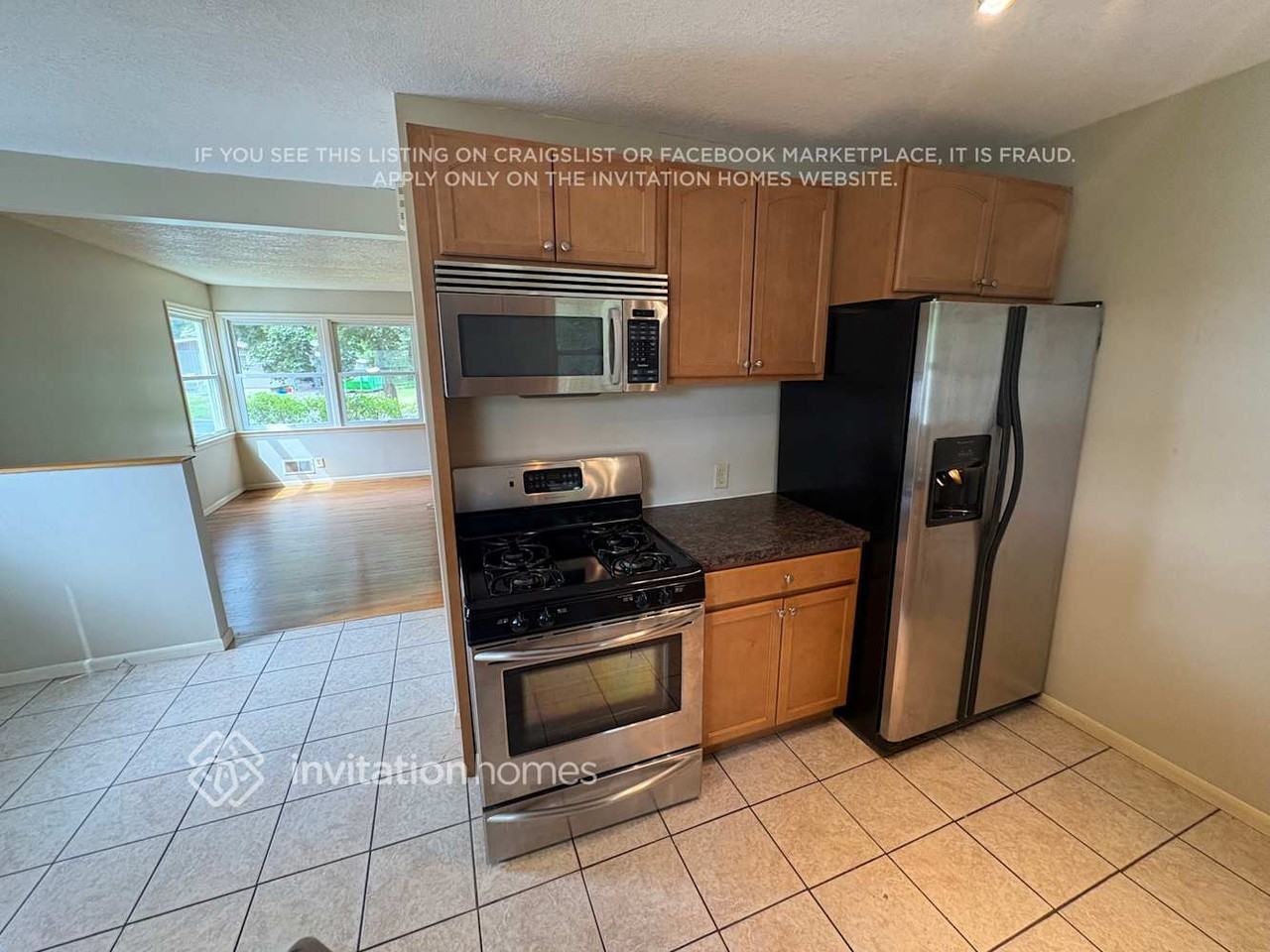 1874 7th St - Photo 4 of 18