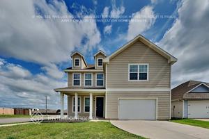 featured image of 2820 Englefield Grn