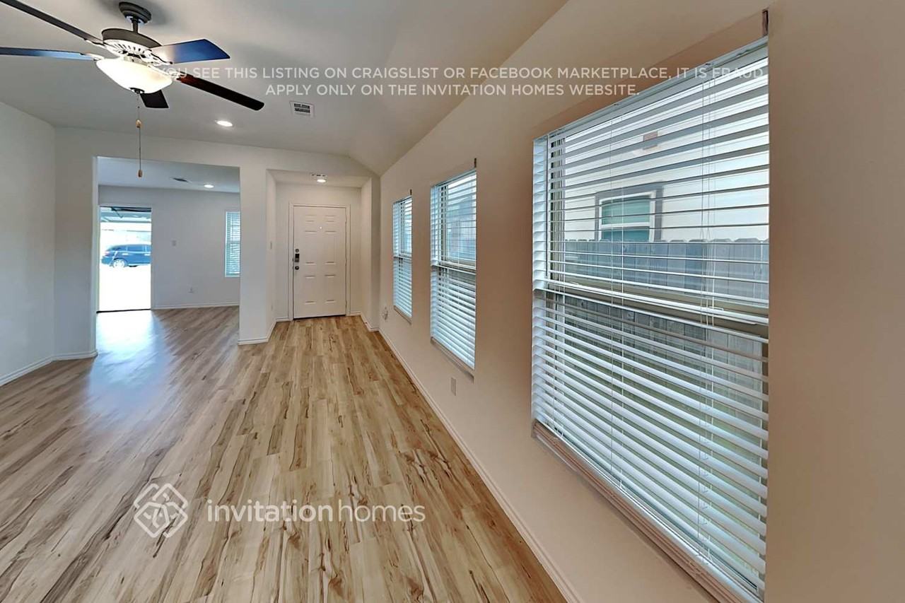 18727 Faustina Way - Photo 3 of 18
