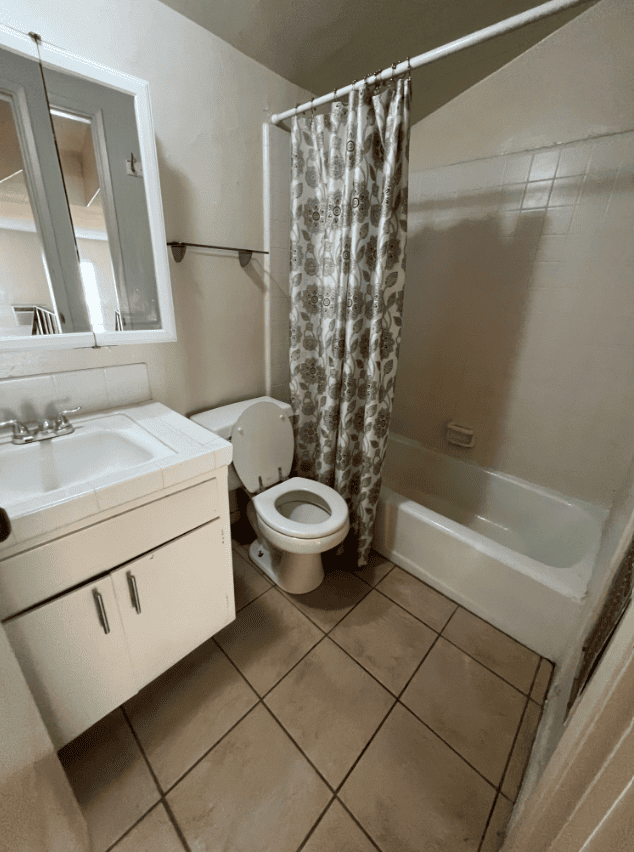 240 South Holliston Avenue #4 - Photo 7 of 10