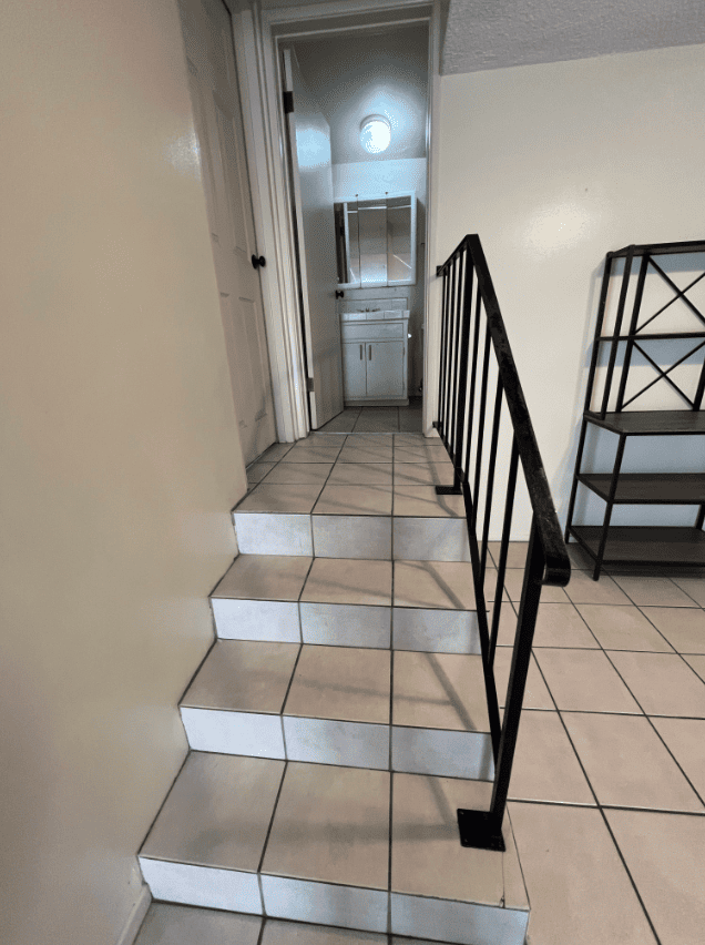 240 South Holliston Avenue #4 - Photo 6 of 10
