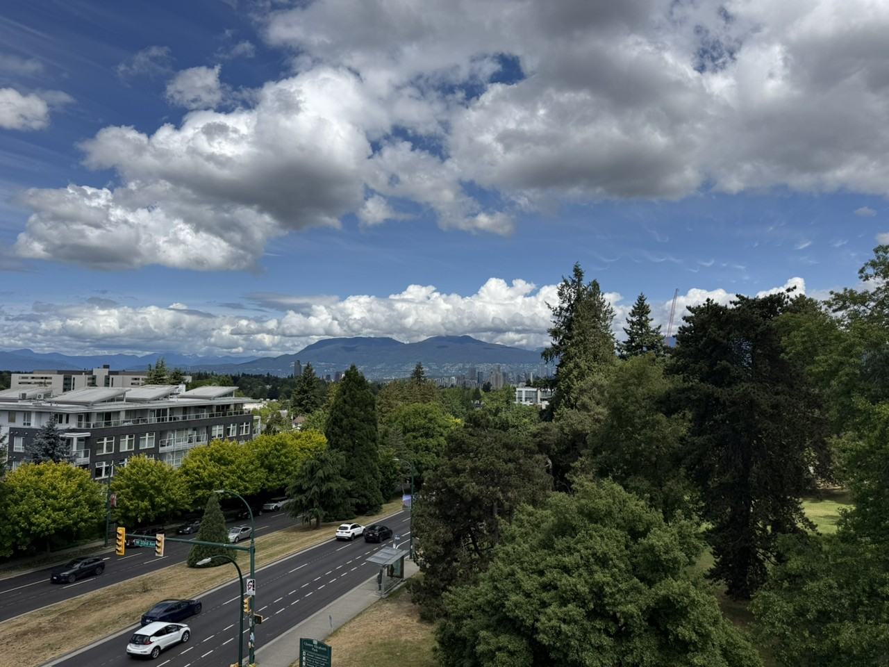 Cambie St - Photo 3 of 15