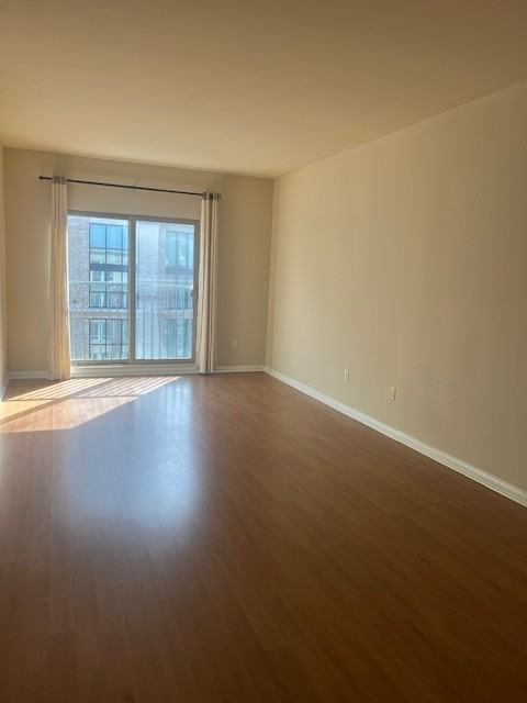 450 J St #7111 - Photo 4 of 7