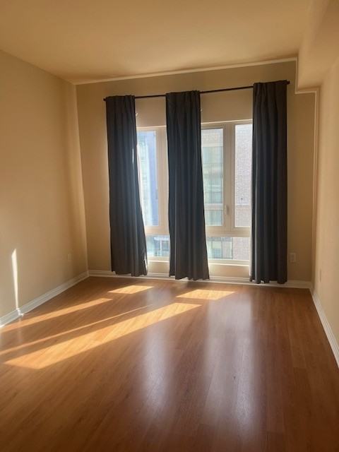 450 J St #7111 - Photo 5 of 7