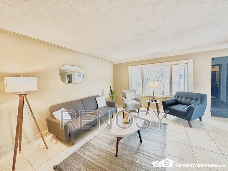 3006 Fleur Dr - Photo 3 of 32