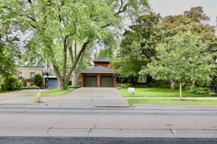 89 Yonge Boulevard #House - Photo 1 of 1