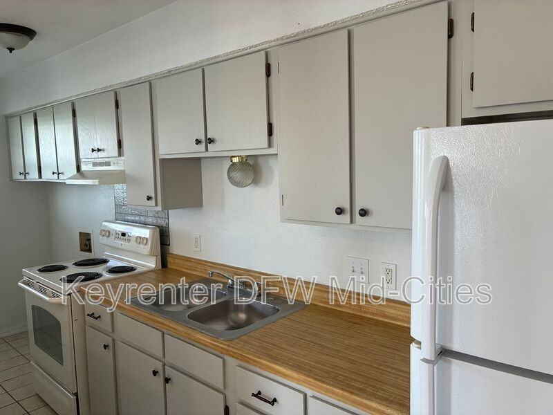 13320 White Settlement Rd #A - Photo 4 of 11