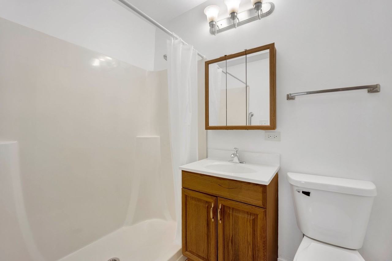 4747th Place - Photo 2 of 14