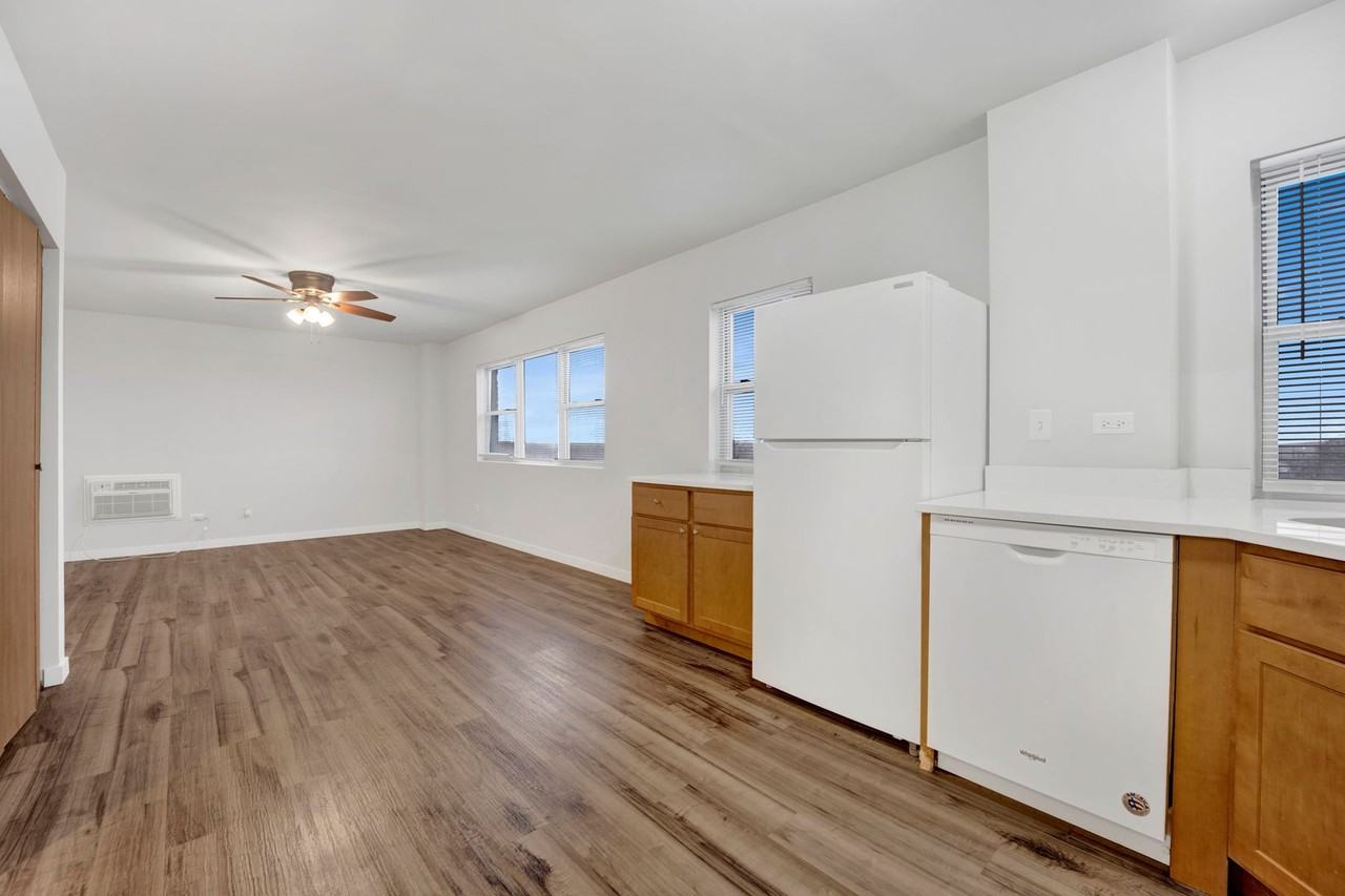 4747th Place - Photo 3 of 14