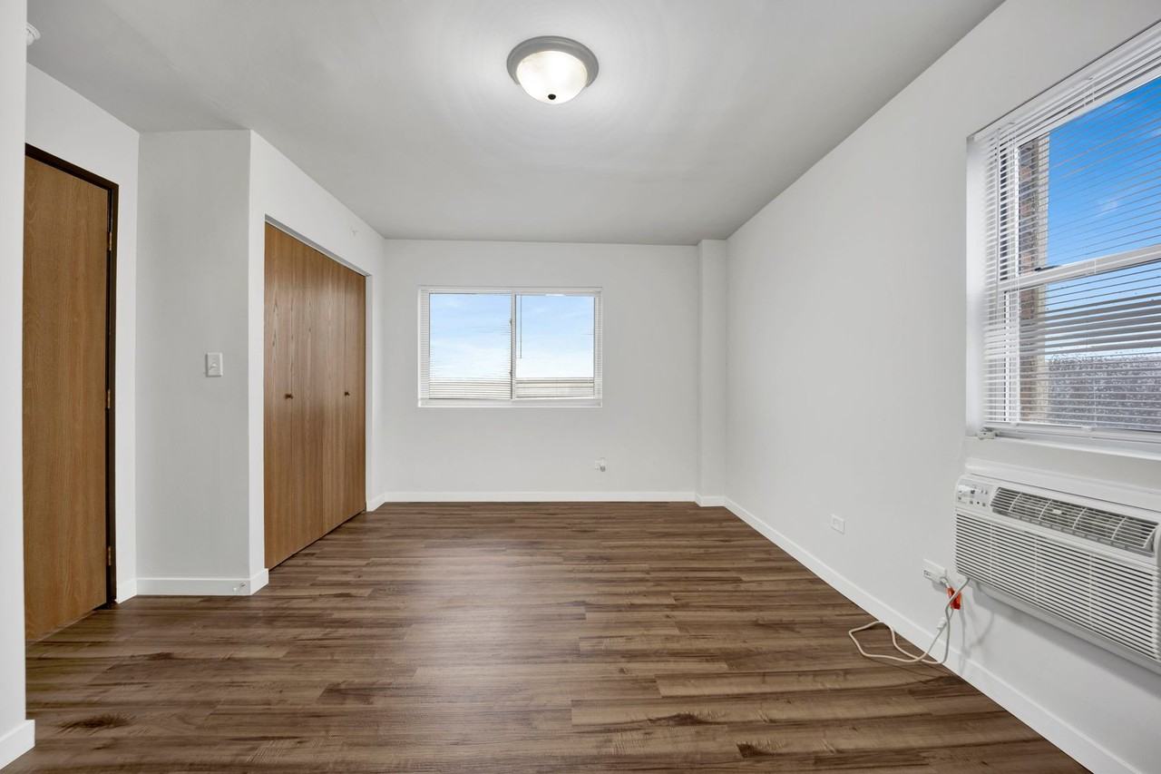 4747th Place - Photo 7 of 14