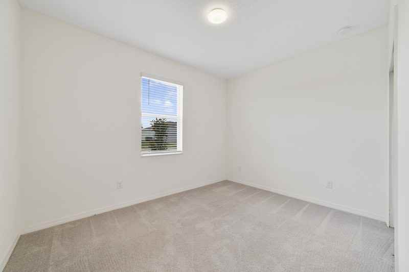 662 Fairview Ave - Photo 5 of 11