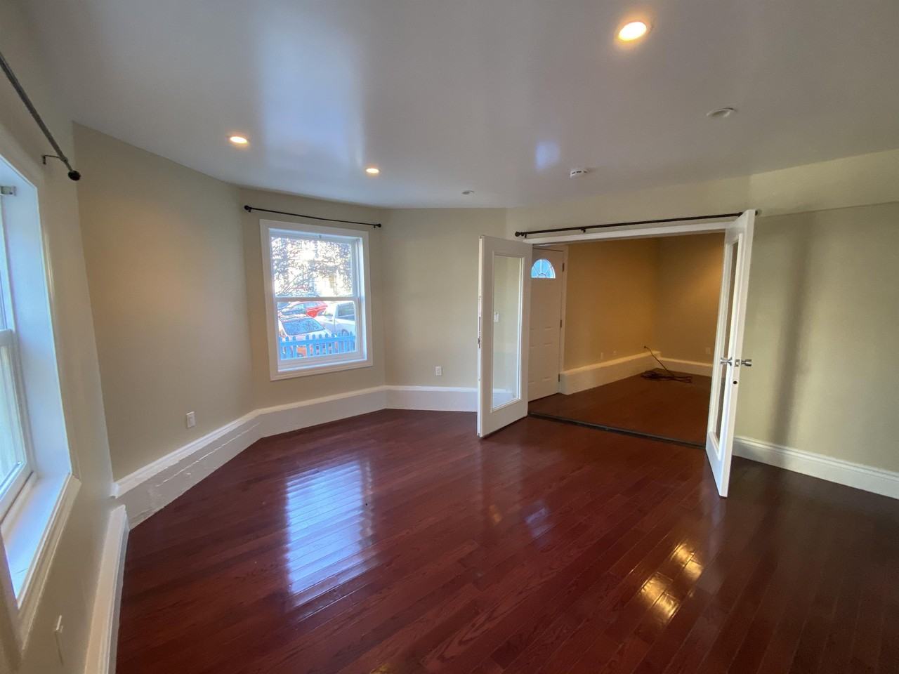25 Baker Street - Photo 6 of 22
