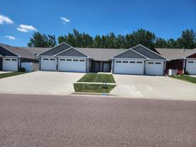 4513 S Dubuque Ave - Photo 1 of 1
