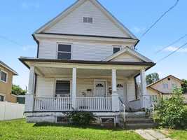 featured image of 1315 Farr St