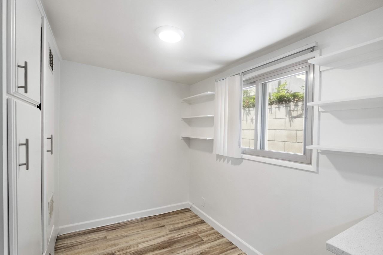 620 East Imperial Avenue - Photo 5 of 21
