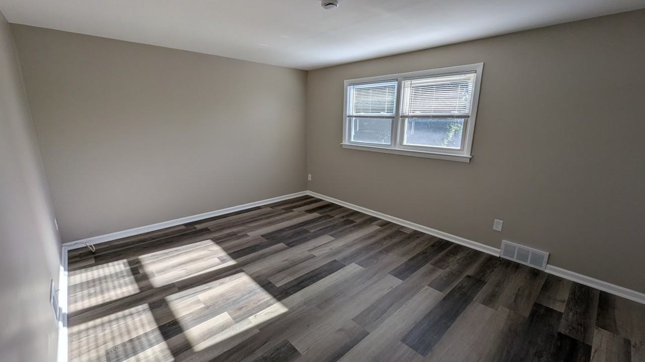 534-582 Denise Road, 14616 - Photo 7 of 11