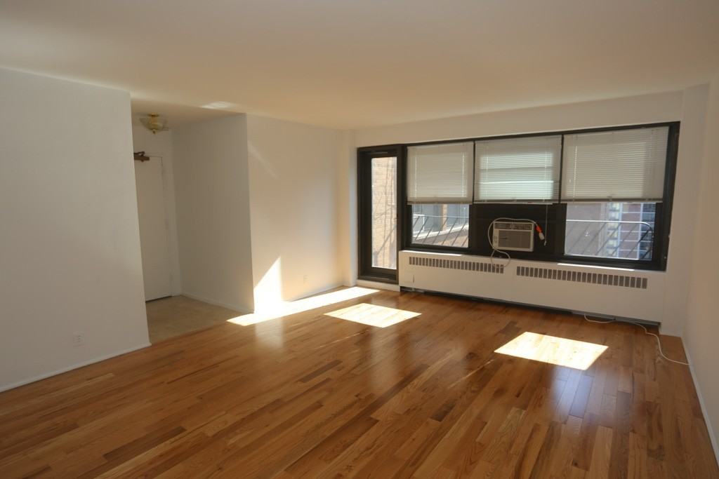 6118 N Sheridan Rd #1208 - Photo 6 of 19