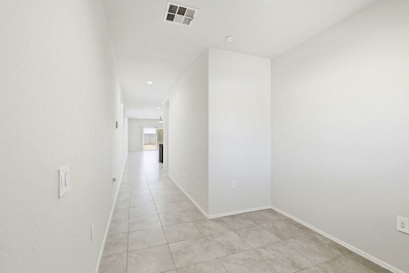 35423 W San Sisto Ave - Photo 5 of 34