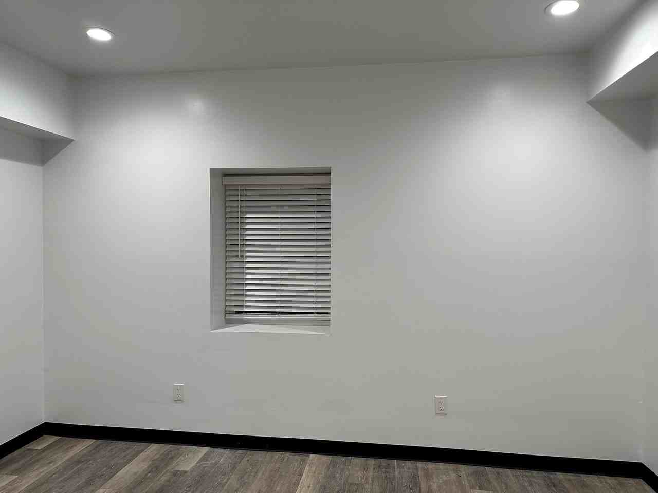 309 W Main Street - Photo 7 of 15