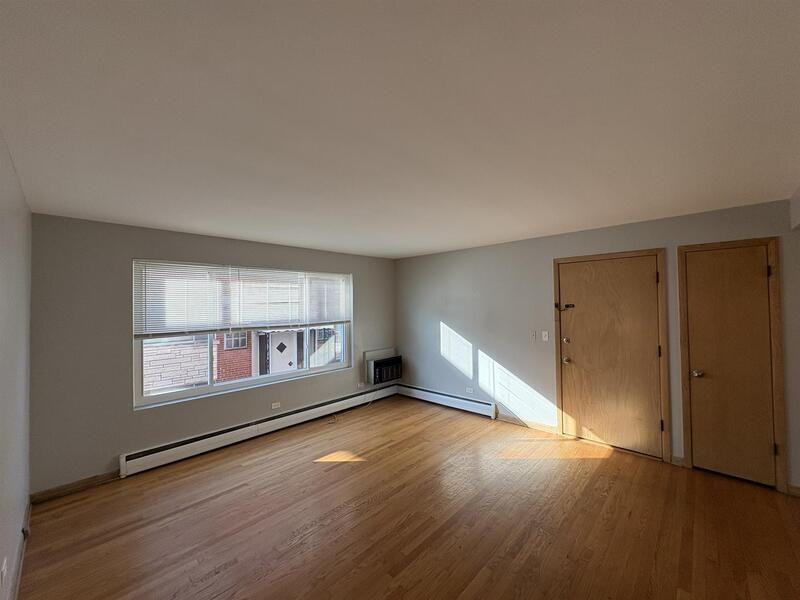 6788 N Sauganash Ave #1A - Photo 3 of 17