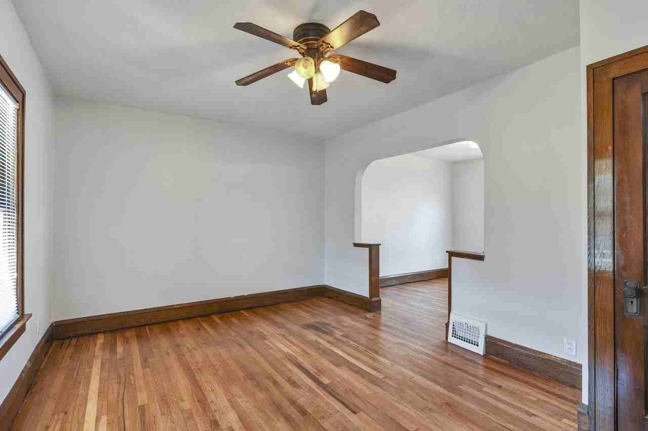 Broadview TownHomes - Photo 7 of 11