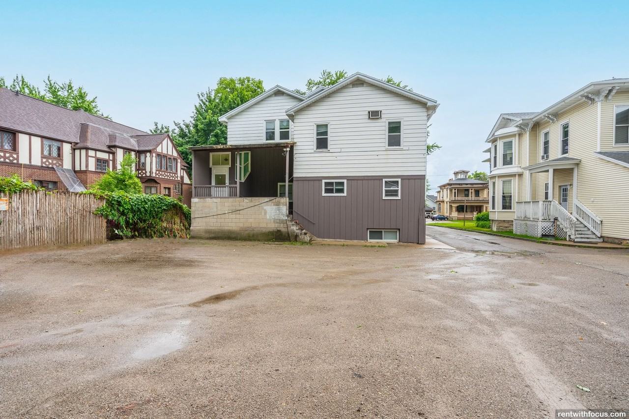 536 Algoma Blvd - Photo 5 of 10