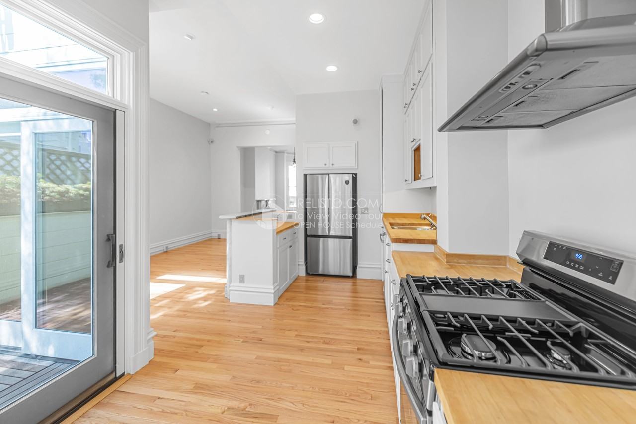 569 Capp St - Photo 2 of 24