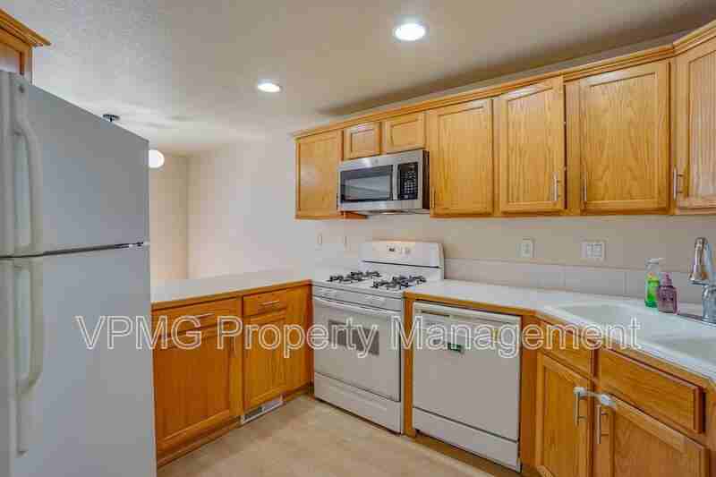 5502 Ne 89th Ave - Photo 7 of 34