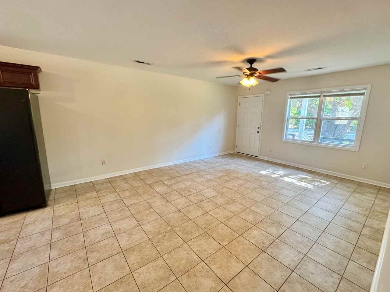 124 Summerlin Ln #1 - Photo 3 of 16