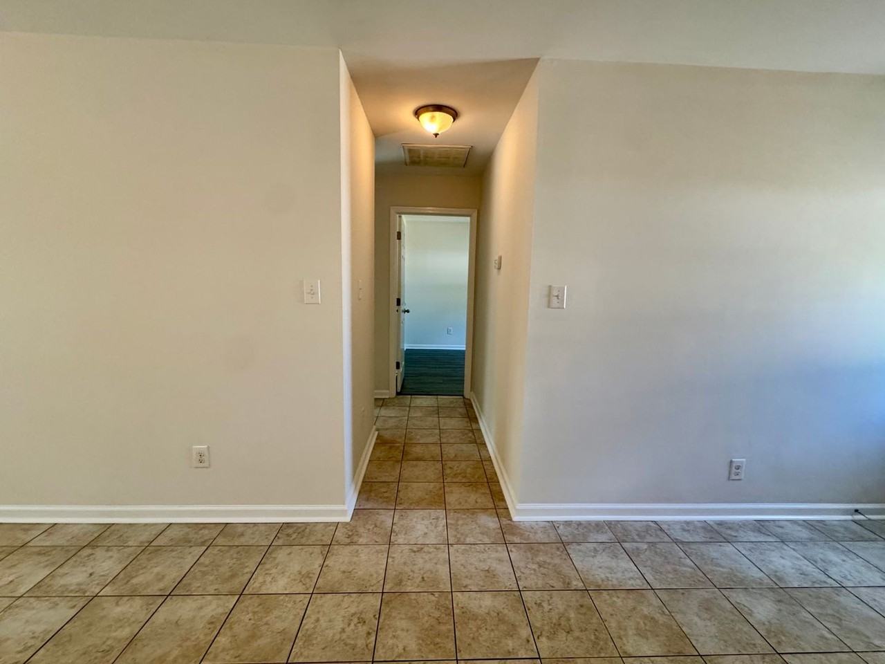 124 Summerlin Ln #1 - Photo 6 of 16