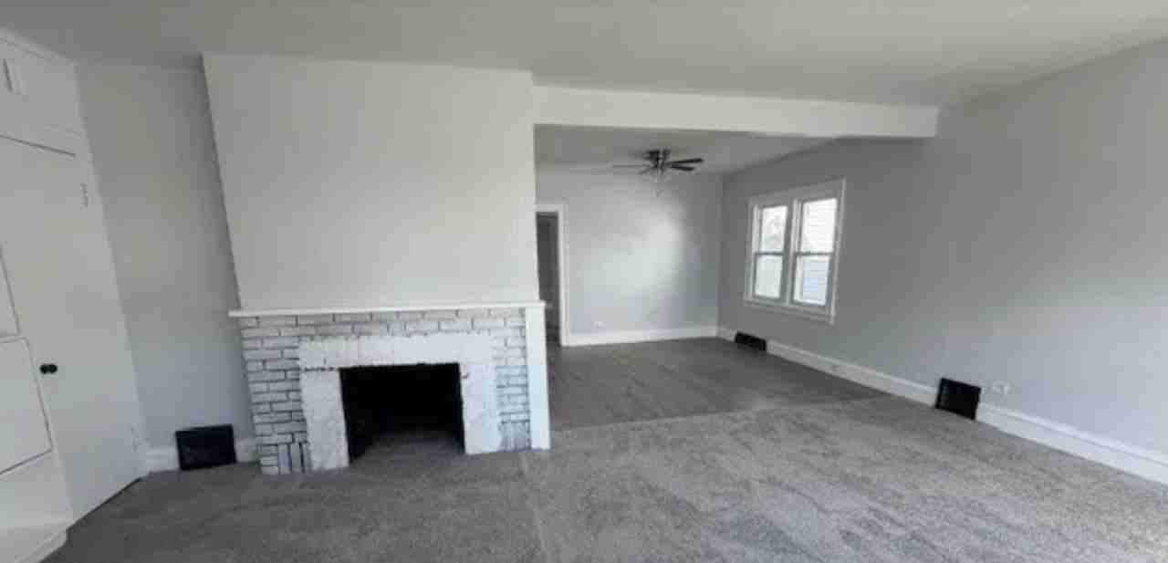 3294 E 146th St - Photo 4 of 18