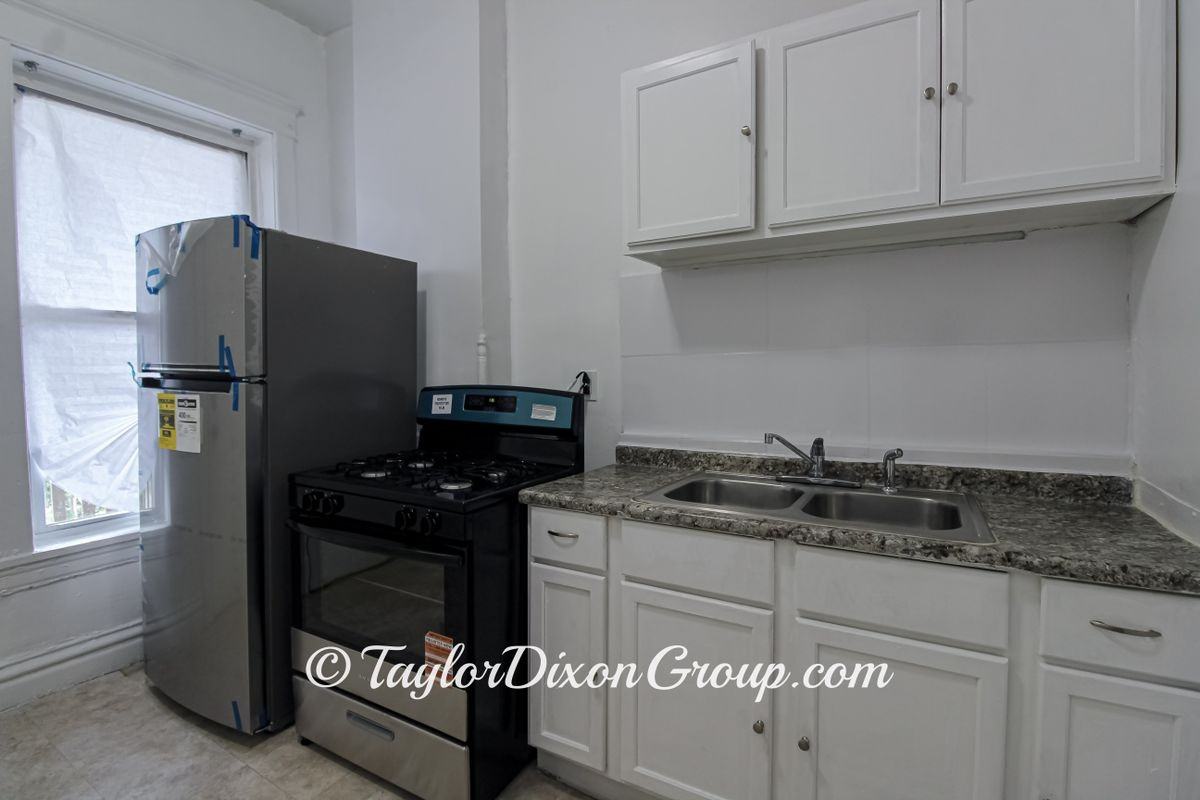 4249 W Maypole Ave ##1 - Photo 2 of 19