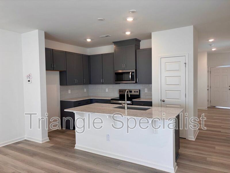 10514 Brookside Reserve Rd - Photo 7 of 21