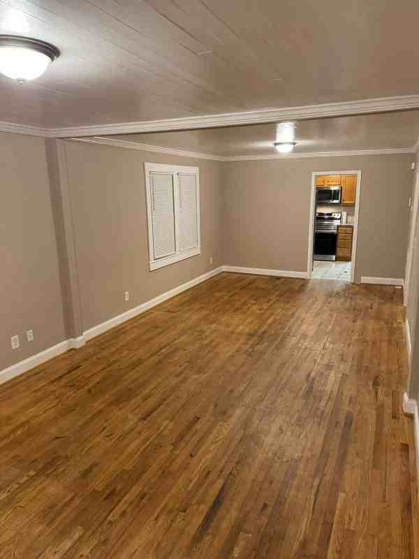 4354 Pineview Dr - Photo 6 of 29