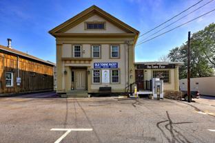 Old Towne Packy Liquor Stor, 17 Burlington Road - Photo 1 of 1
