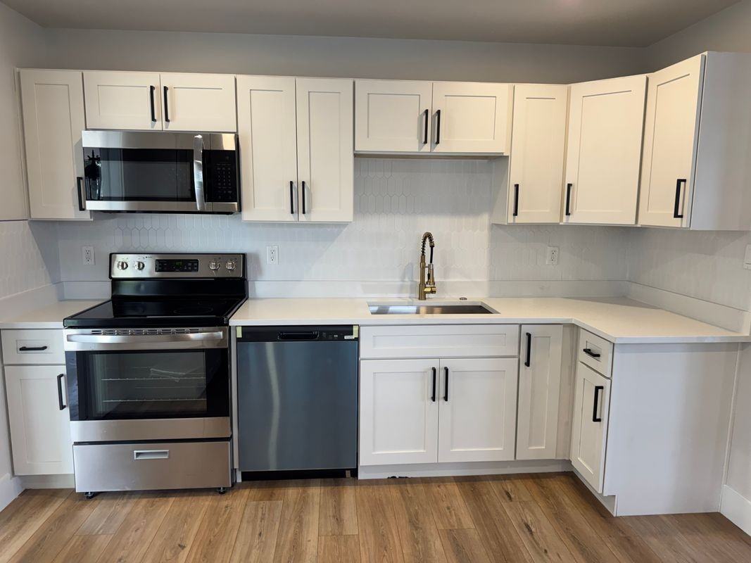 4406 W Oklahoma Ave - Photo 2 of 23