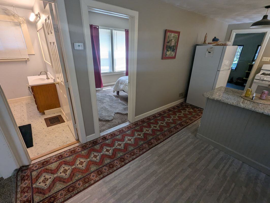 3008 Oak St - Photo 2 of 5