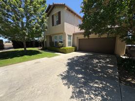 3310 N Tilden Ct - Photo 1 of 1