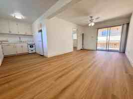 featured image of 1239 Oak Grove Ave