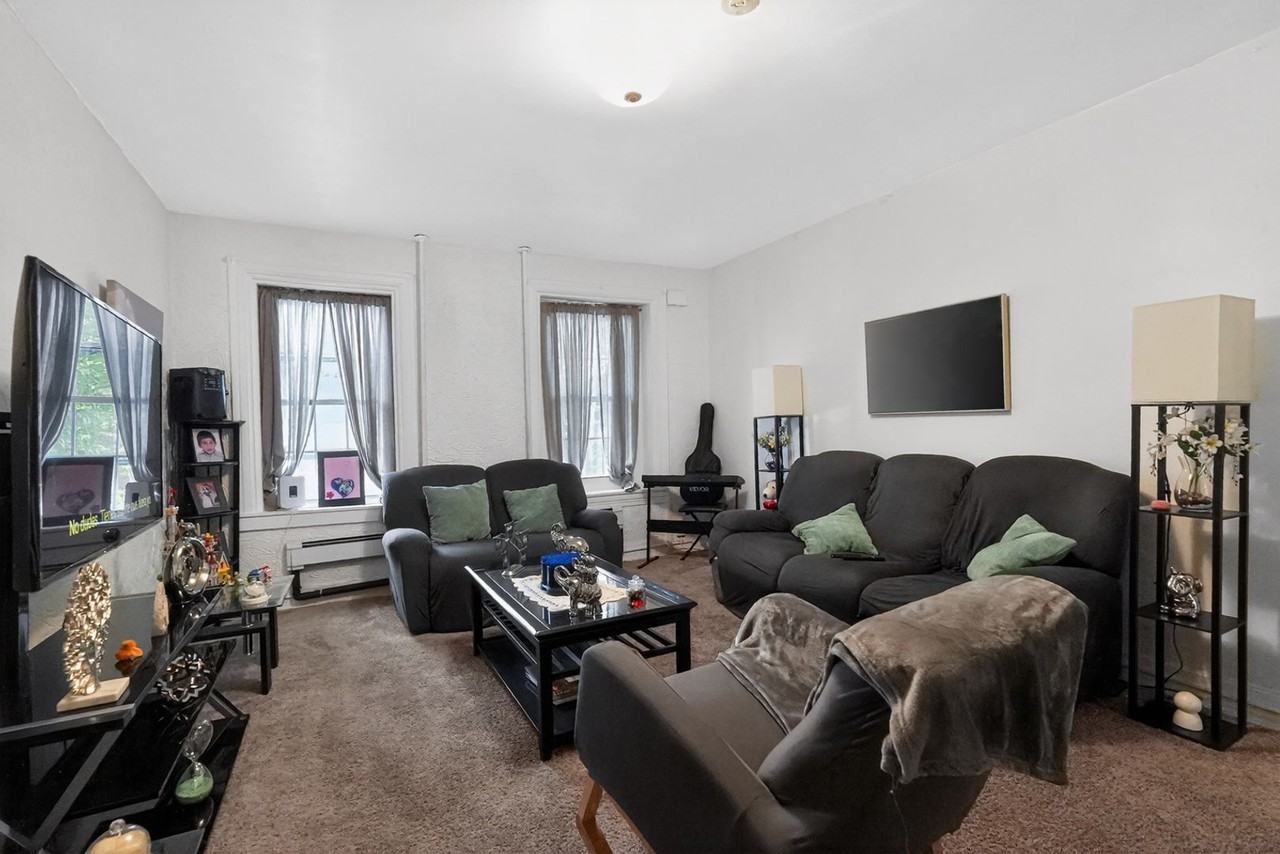 224 N 7th St - Photo 2 of 15