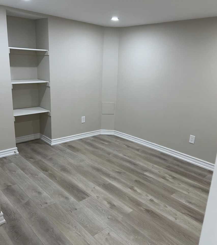 1365 King Street West - Photo 4 of 8