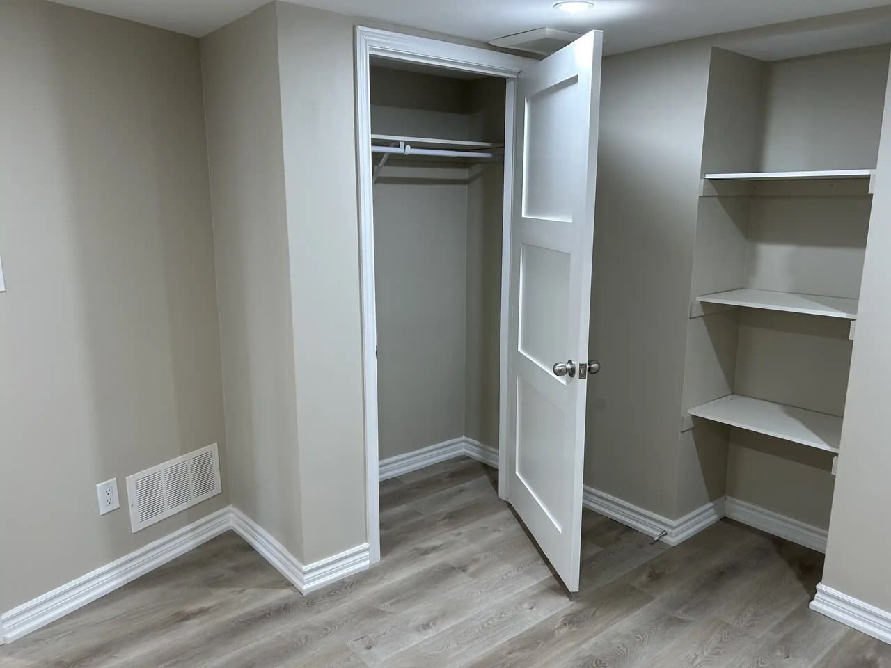 1365 King Street West - Photo 5 of 8
