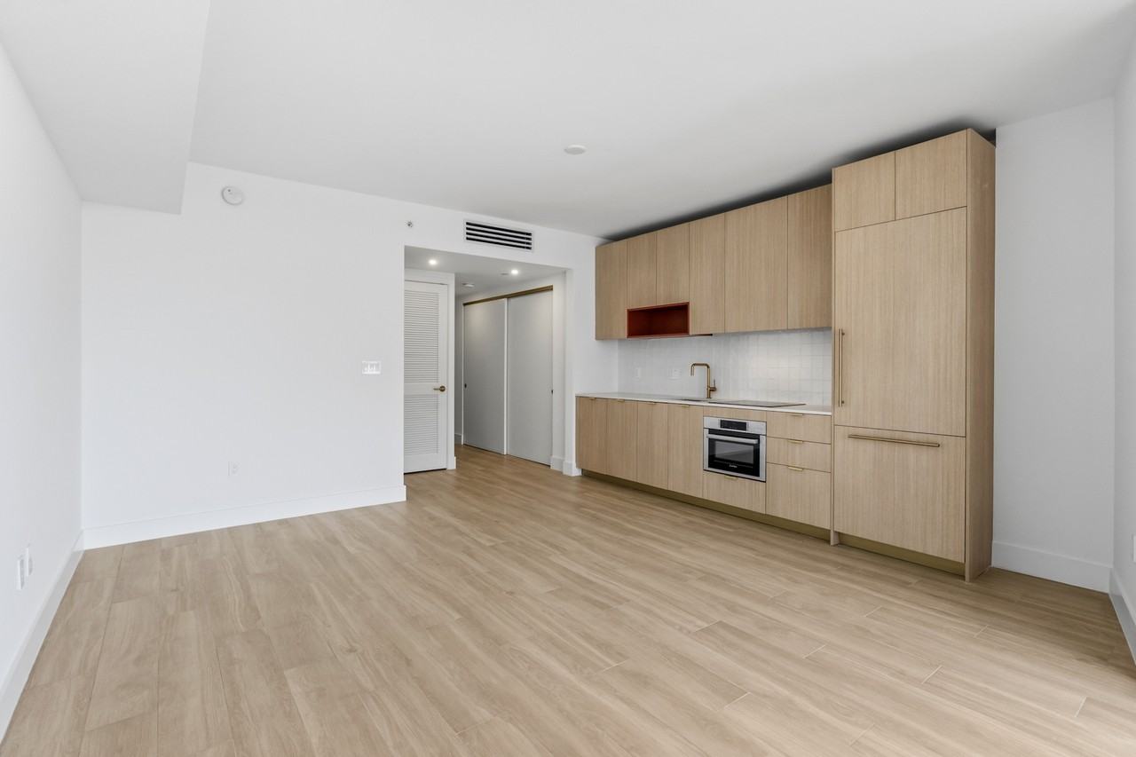 3100 Northeast 1st Avenue #1014 - Photo 5 of 48
